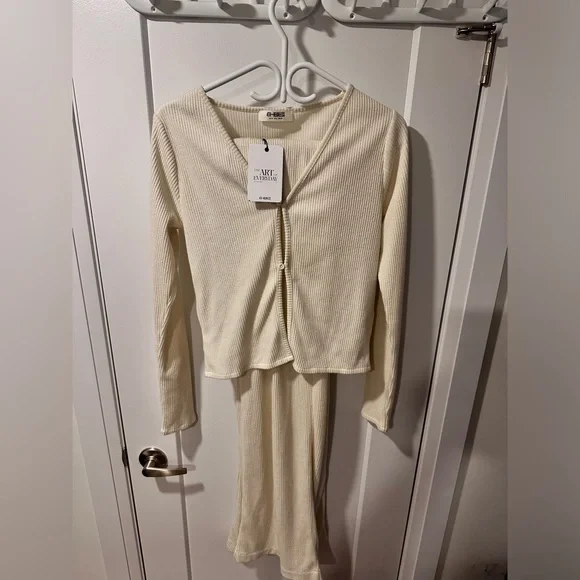 Knit Co-Ord Matching Set - Picture 2 of 5